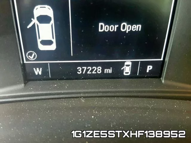 1G1ZE5STXHF138952_8.webp