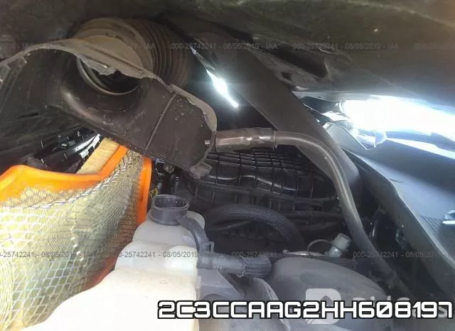 2C3CCAAG2HH608197_10.webp