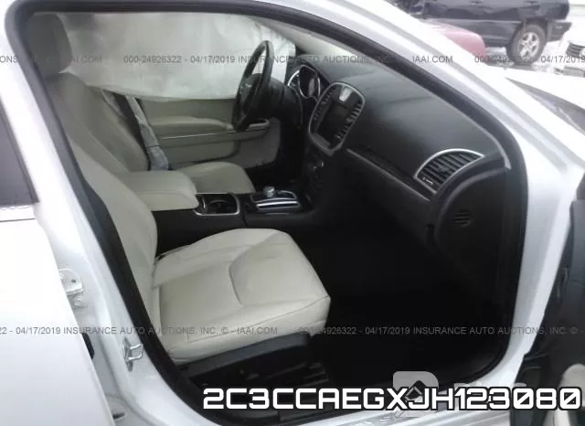2C3CCAEGXJH123080_5.webp
