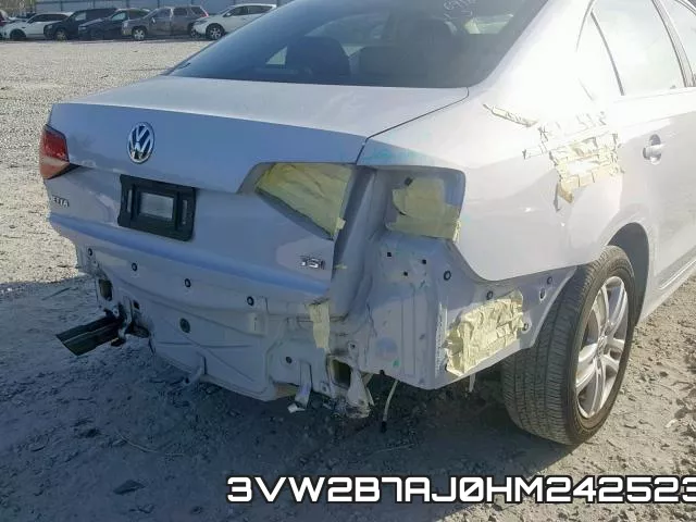3VW2B7AJ0HM242523_9.webp