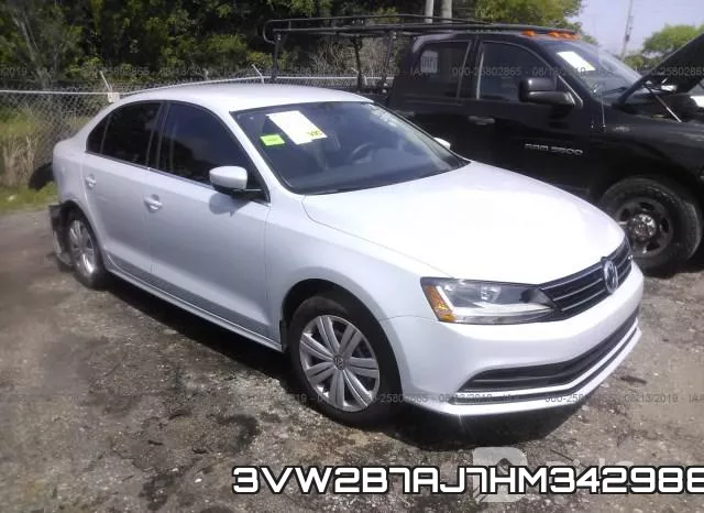 3VW2B7AJ7HM342988_1.webp
