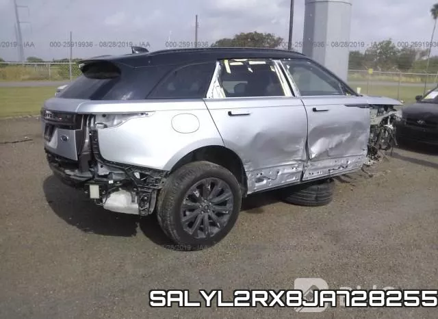 SALYL2RX8JA728255_4.webp