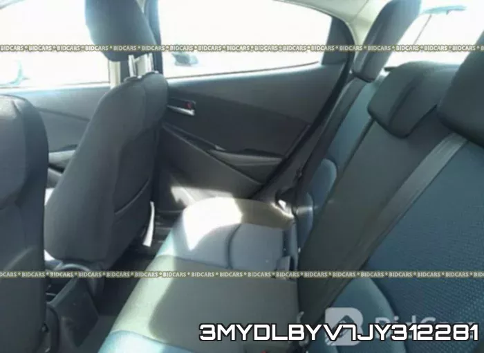 3MYDLBYV7JY312281_8.webp