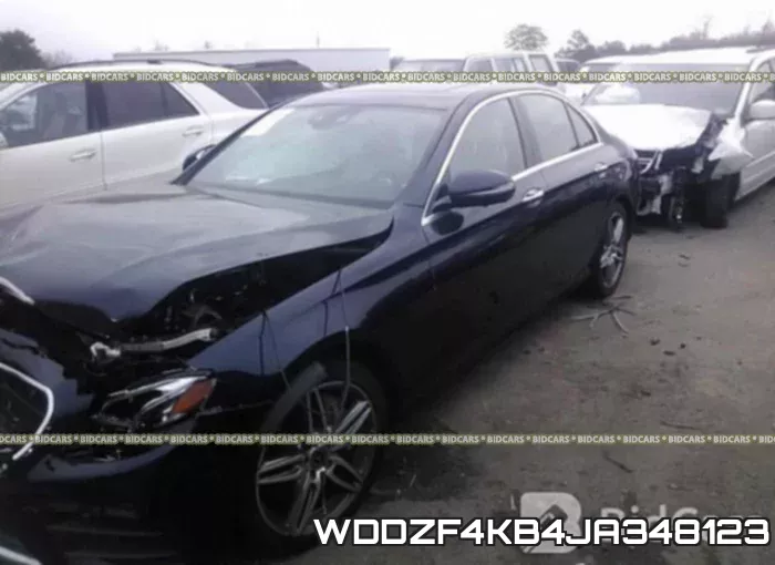 WDDZF4KB4JA348123_2.webp