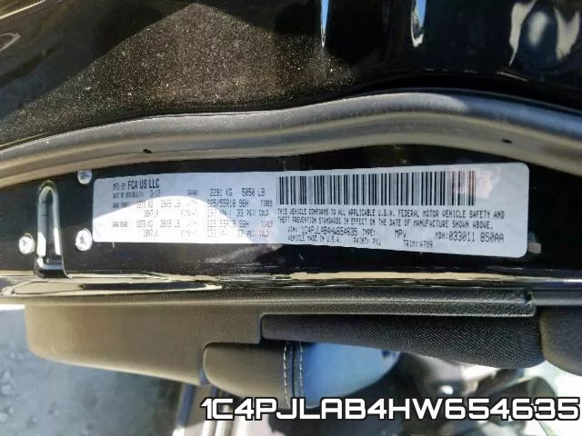 1C4PJLAB4HW654635_10.webp