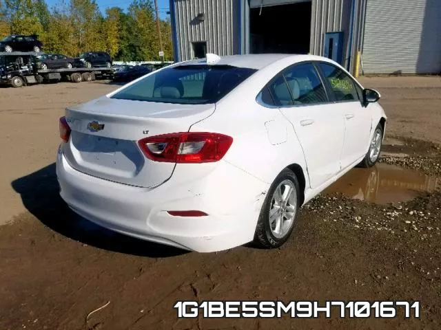 1G1BE5SM9H7101671_4.webp