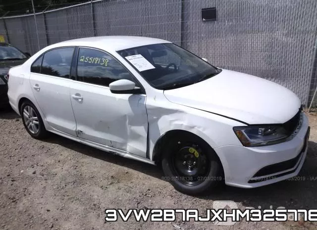 3VW2B7AJXHM325778