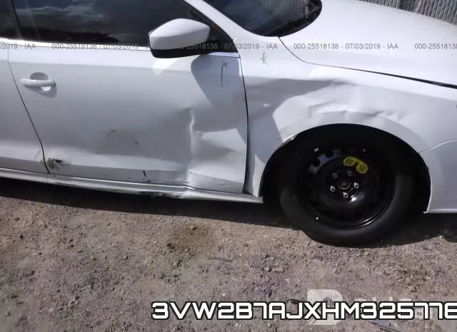3VW2B7AJXHM325778_6.webp