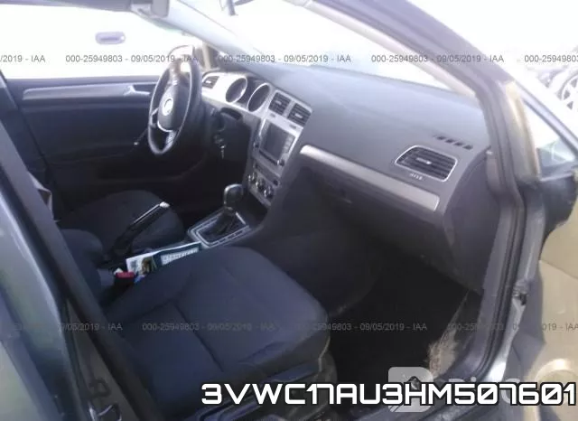 3VWC17AU3HM507601_5.webp