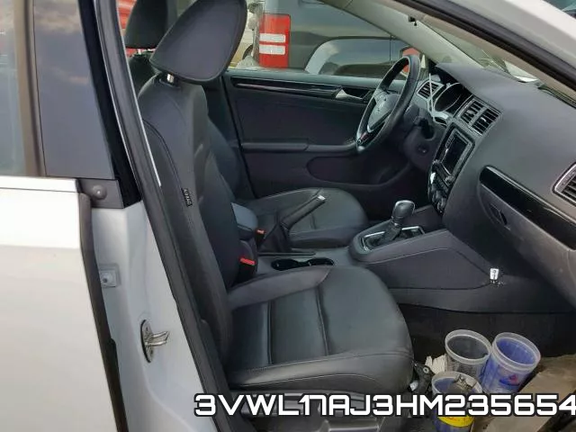 3VWL17AJ3HM235654_5.webp