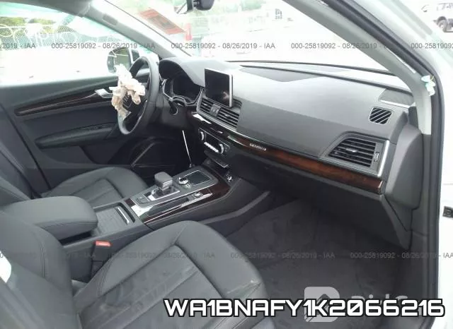WA1BNAFY1K2066216_5.webp