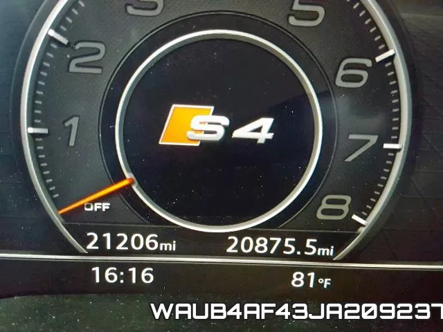 WAUB4AF43JA209237_8.webp