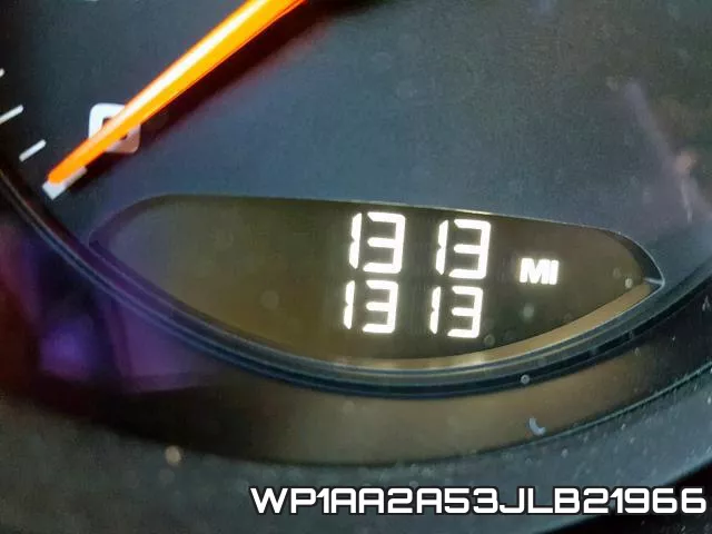 WP1AA2A53JLB21966_8.webp