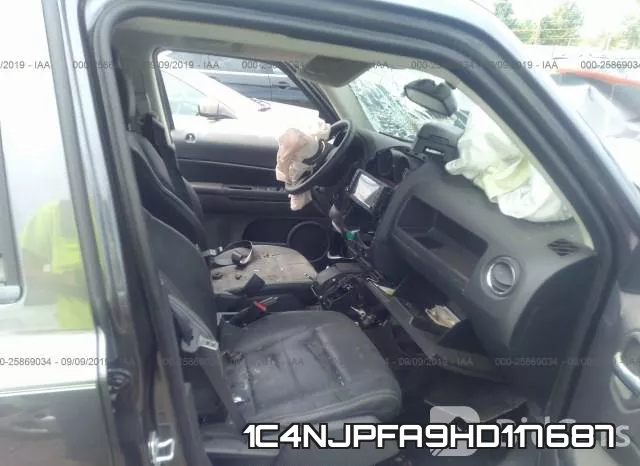 1C4NJPFA9HD117687_5.webp