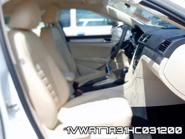 1VWAT7A31HC031200_5.webp