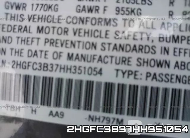 2HGFC3B37HH351054_9.webp