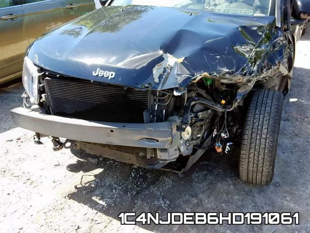 1C4NJDEB6HD191061_9.webp