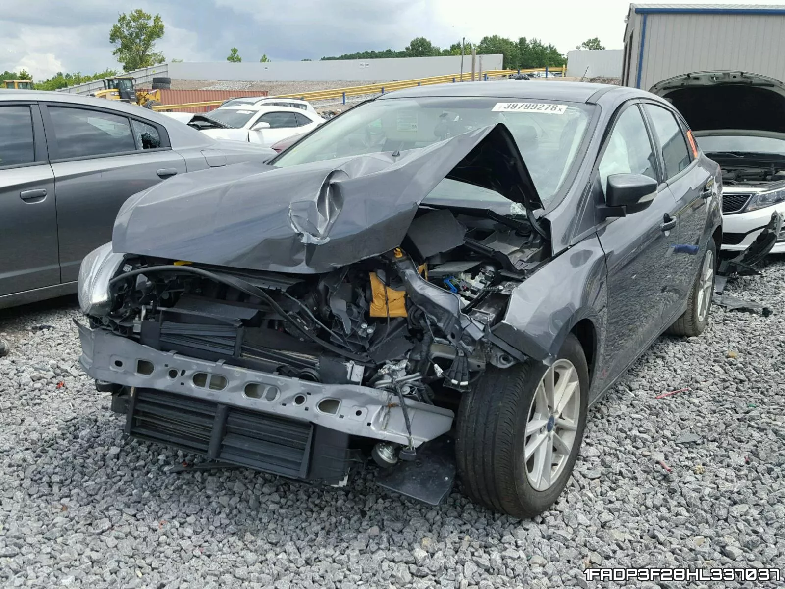1FADP3F28HL337037_2.webp