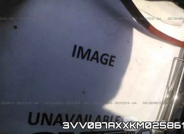 3VV0B7AXXKM025861_10.webp