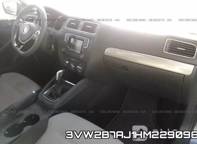 3VW2B7AJ1HM229098