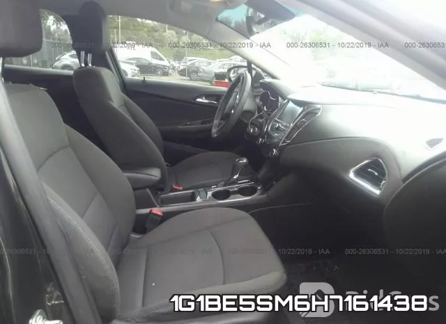 1G1BE5SM6H7161438_5.webp