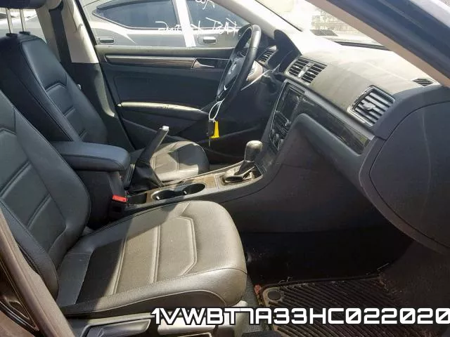 1VWBT7A33HC022020_5.webp