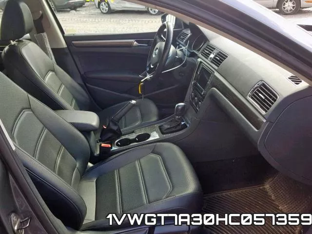 1VWGT7A30HC057359_5.webp