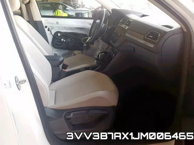 3VV3B7AX1JM006465_5.webp