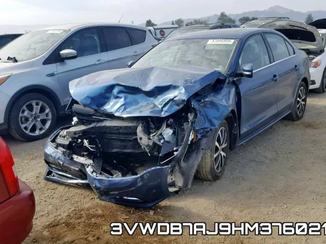 3VWDB7AJ9HM376021_2.webp