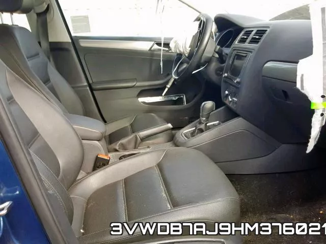 3VWDB7AJ9HM376021_5.webp