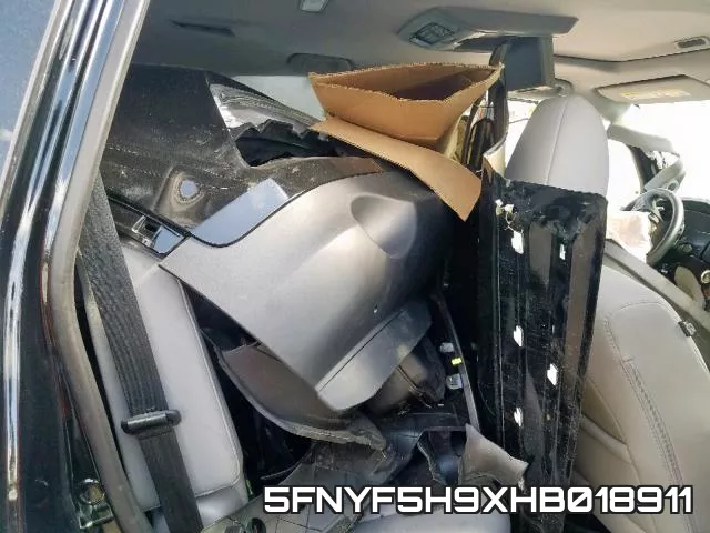 5FNYF5H9XHB018911_6.webp