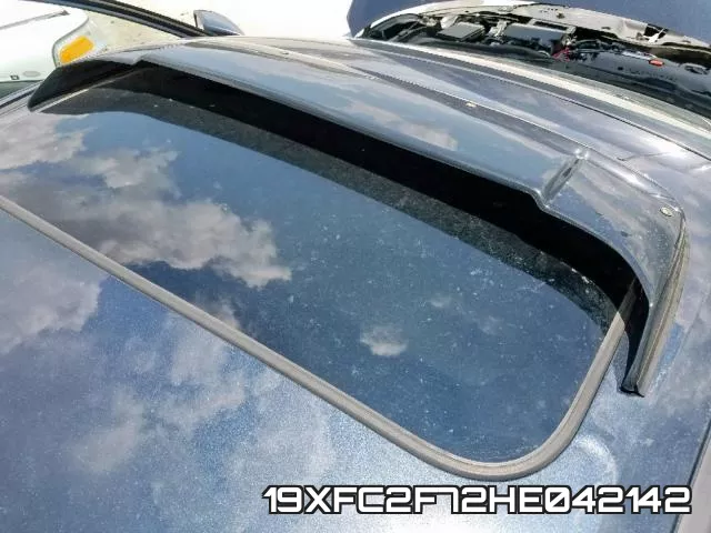 19XFC2F72HE042142_9.webp