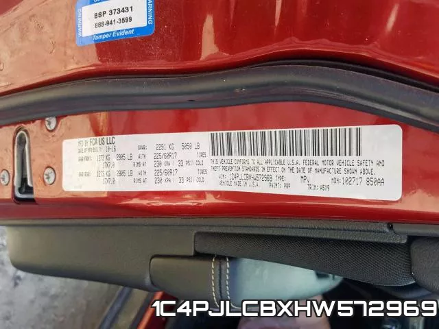 1C4PJLCBXHW572969_10.webp