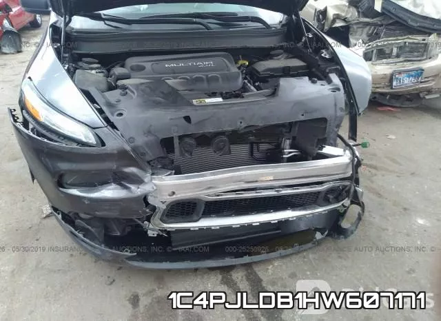 1C4PJLDB1HW607171_6.webp
