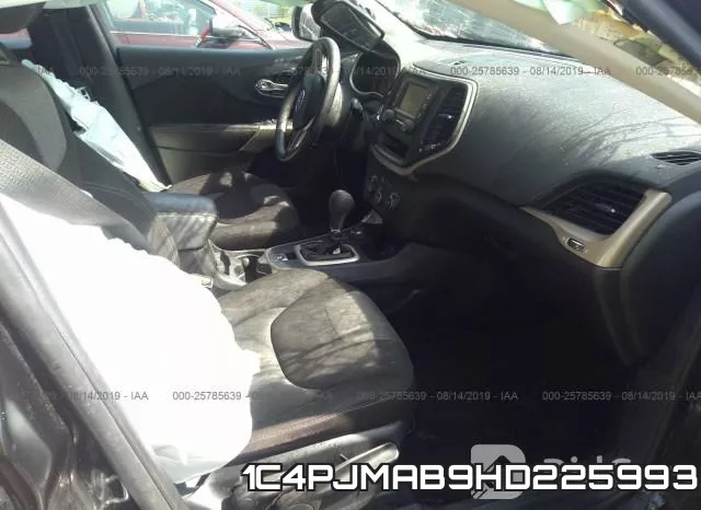1C4PJMAB9HD225993_5.webp