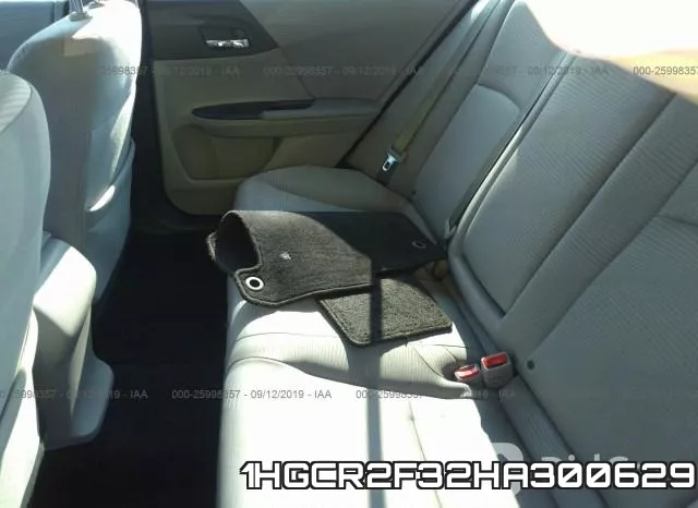1HGCR2F32HA300629_8.webp