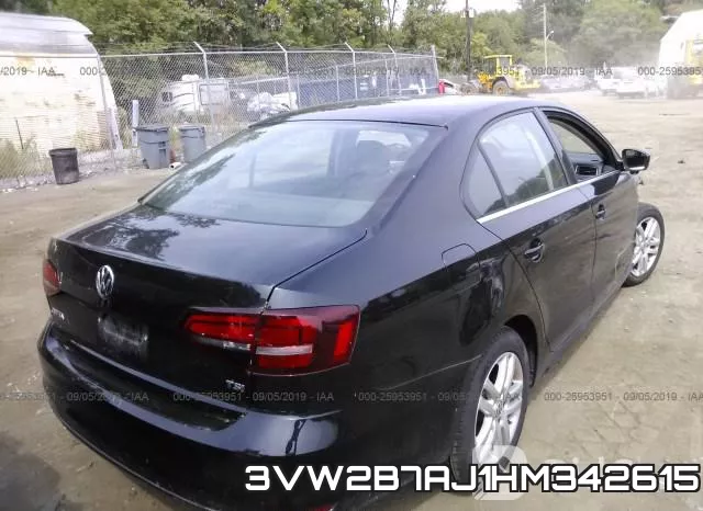 3VW2B7AJ1HM342615_4.webp