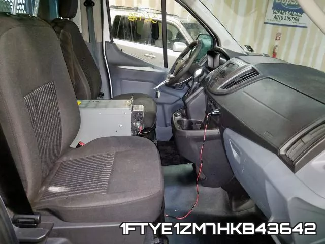 1FTYE1ZM7HKB43642_5.webp