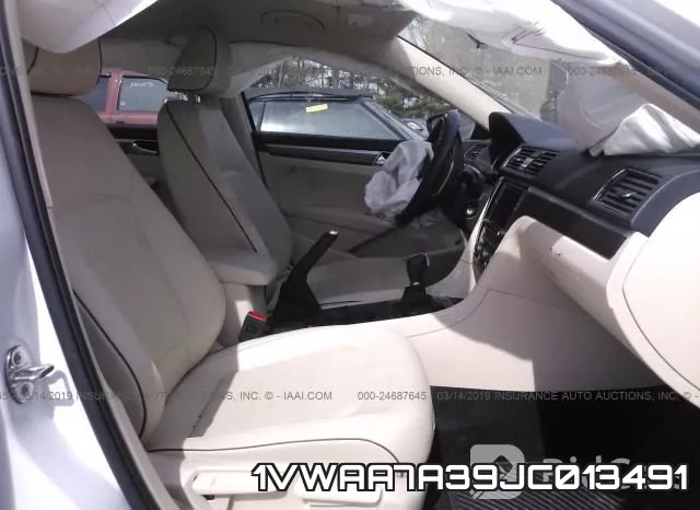1VWAA7A39JC013491_5.webp