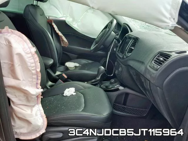 3C4NJDCB5JT115964_5.webp