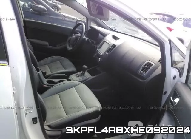 3KPFL4A8XHE092024_5.webp