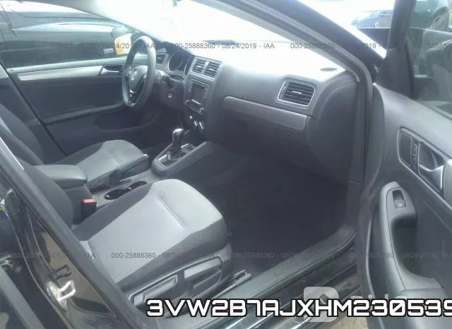 3VW2B7AJXHM230539