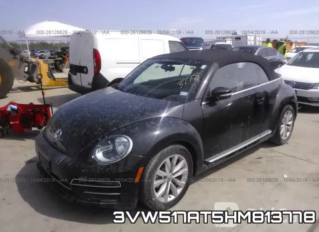 3VW517AT5HM813778_2.webp