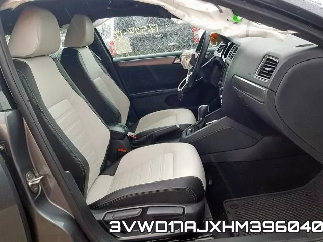 3VWD17AJXHM396040_5.webp