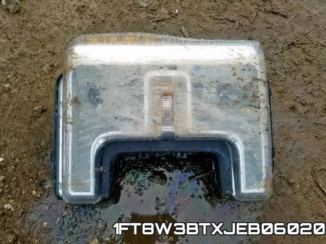 1FT8W3BTXJEB06020_9.webp
