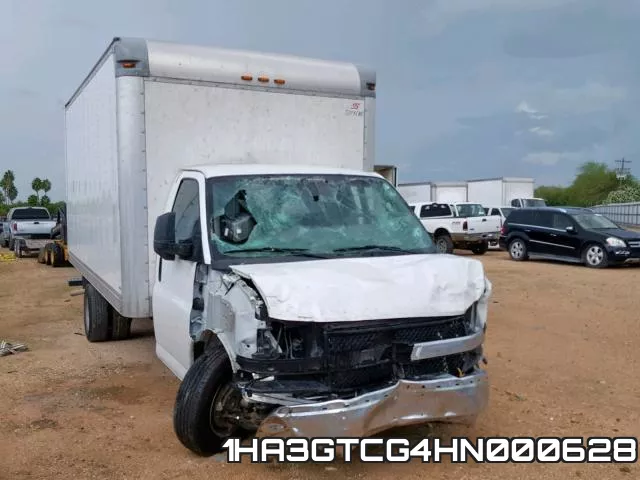1HA3GTCG4HN000628_1.webp