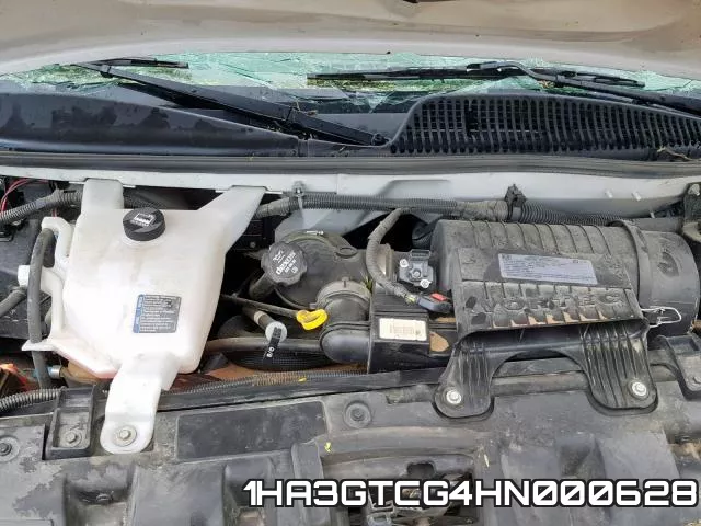 1HA3GTCG4HN000628_7.webp