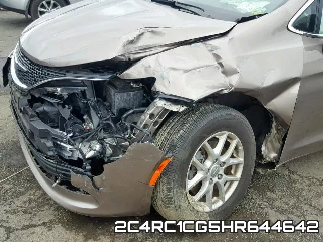 2C4RC1CG5HR644642_9.webp