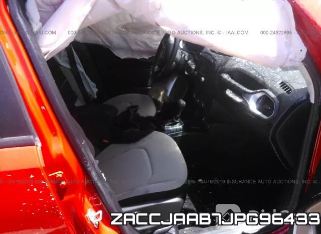 ZACCJAAB7JPG96433_5.webp