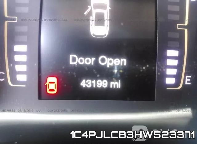 1C4PJLCB3HW523371_7.webp